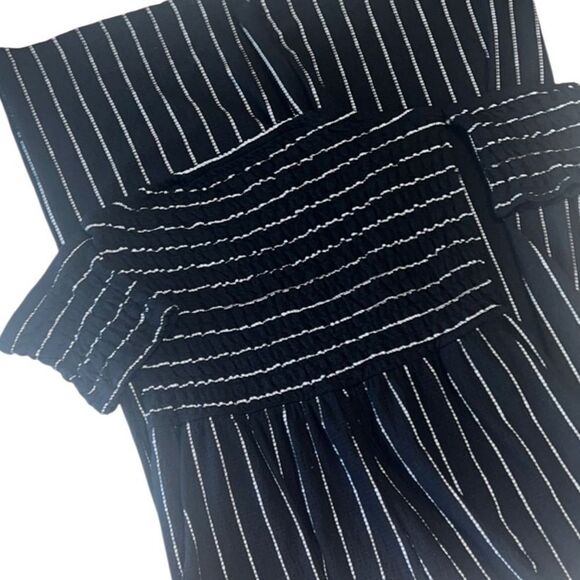 Altar'd Stat Black and White Off the Shoulder Wide Leg Jumpsuit Size Medium - Picture 4 of 10